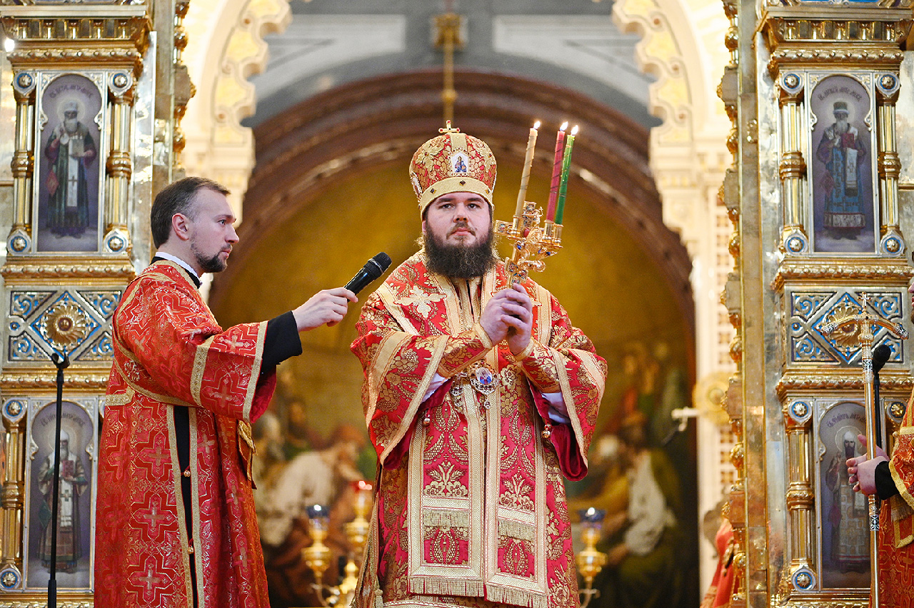 Наместник Лавры сослужил Святейшему Патриарху Кириллу в Храме Христа Спасителя