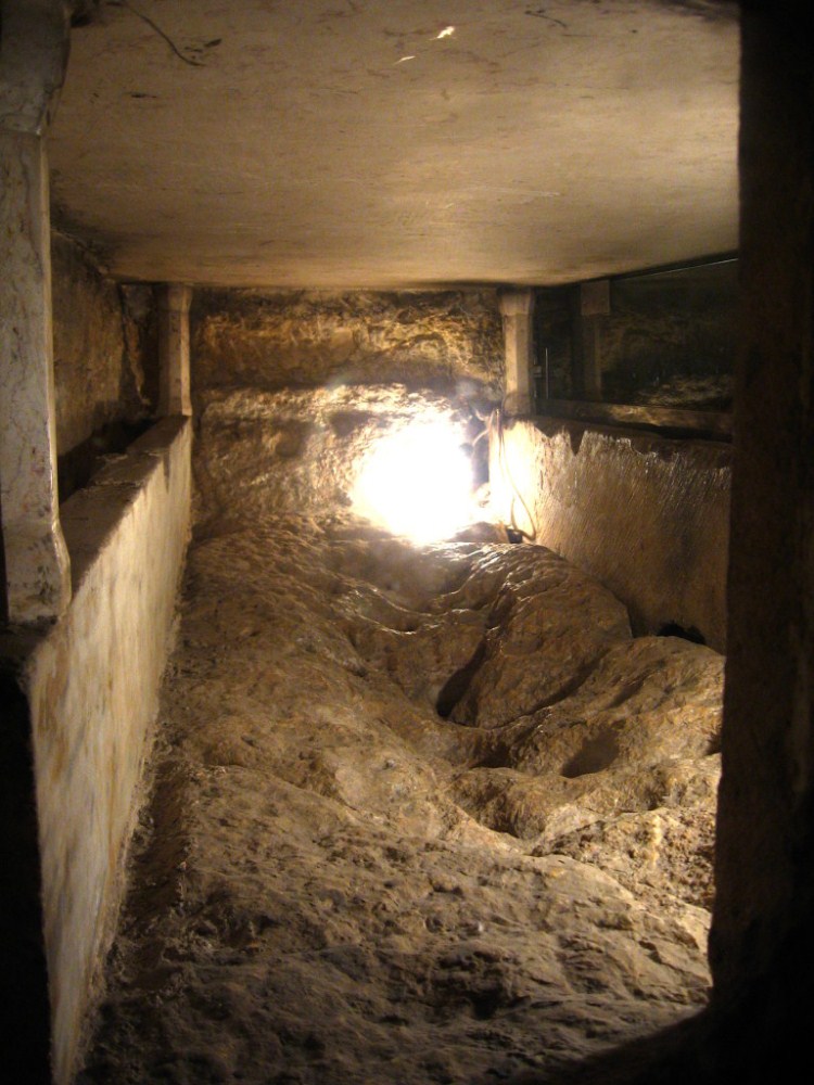 11-jerusalem-mary-sarcophagus.jpg