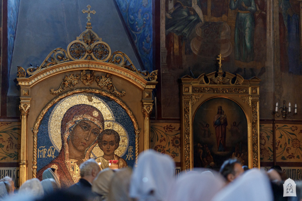 В Лавре прошли богослужения в память явления Казанской иконы Божией Матери