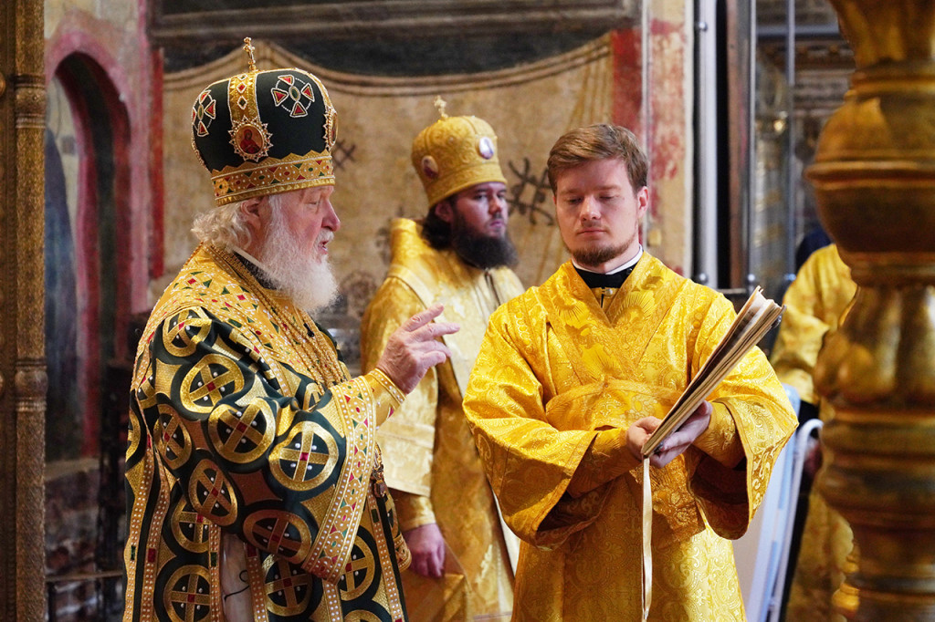 В день памяти святителя Петра Московского епископ Фома сослужил Предстоятелю Русской Православной Церкви в Успенском соборе Московского Кремля