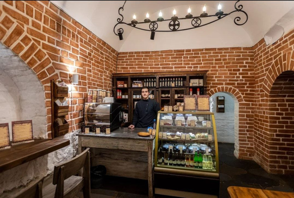 Продукция «Сергиев канон» появилась в новом кафе «Сбитенная» в Троице-Сергиевой Лавре