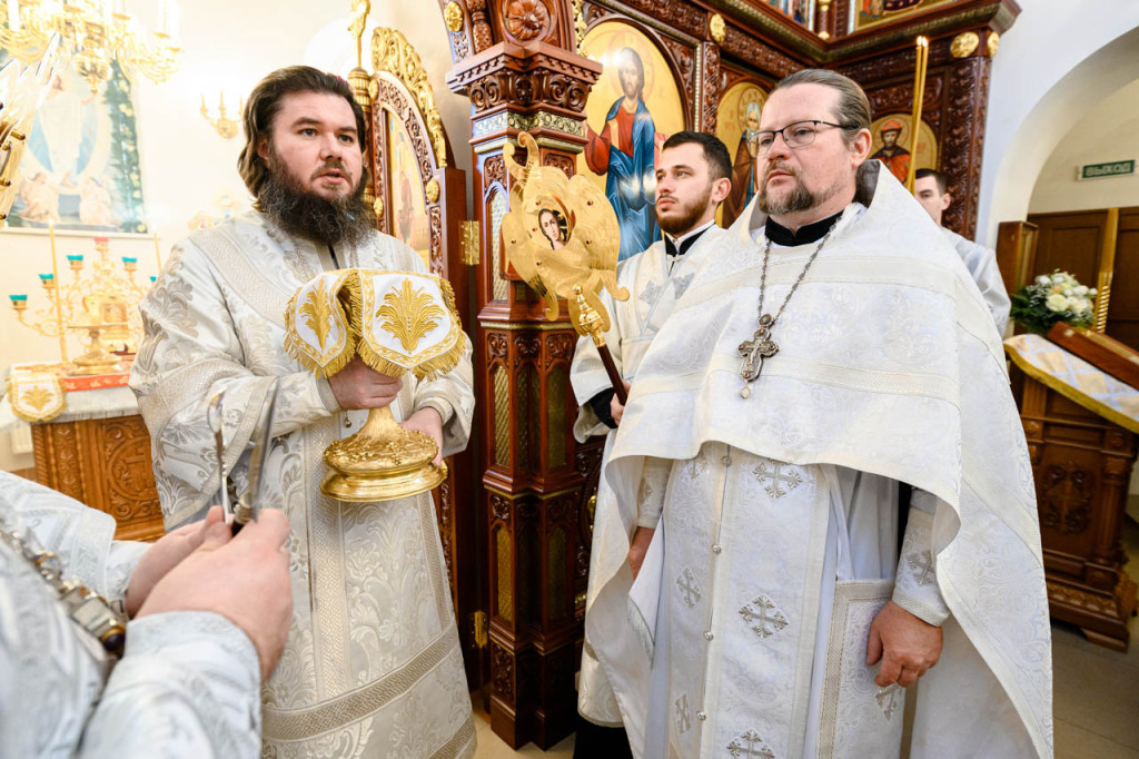 Епископ Фома совершил Великое освящение храма во имя прп. Сергия Радонежского в д. Татищево и Литургию в новоосвященном храме