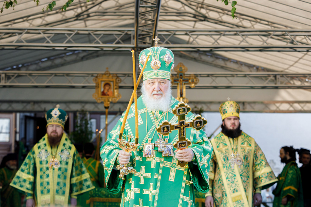 В праздник Святой Троицы Святейший Патриарх Кирилл возглавил торжества в Троице-Сергиевой Лавре