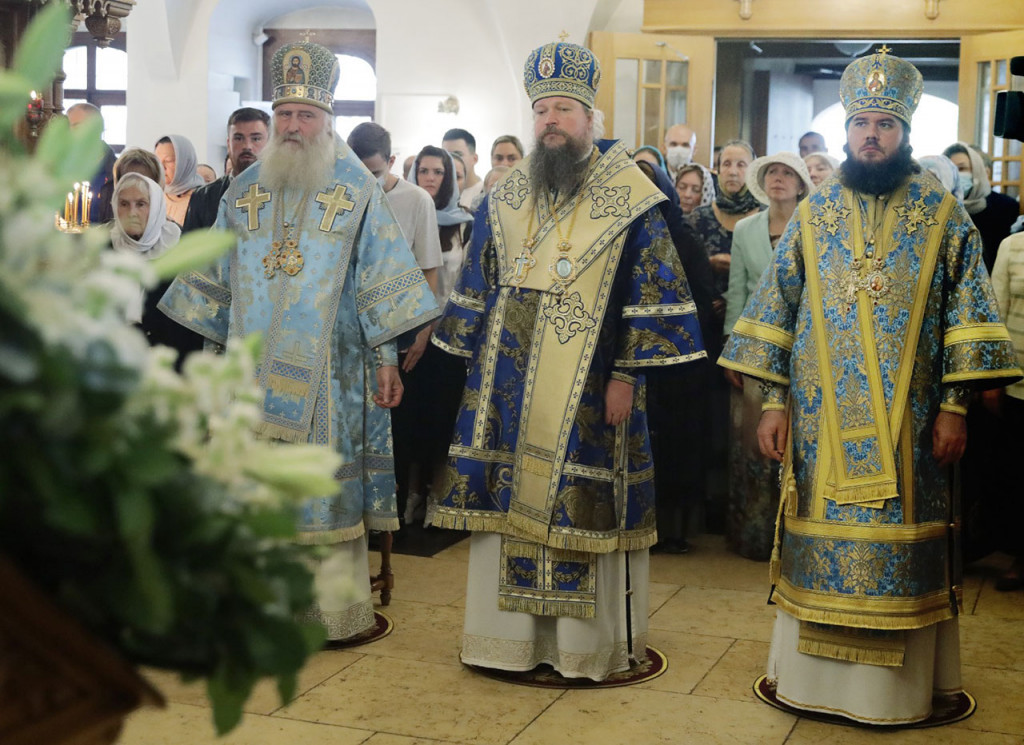 Епископ Фома принял участие в торжествах Донской обители, посвященных празднованию иконы Божией Матери «Донская»