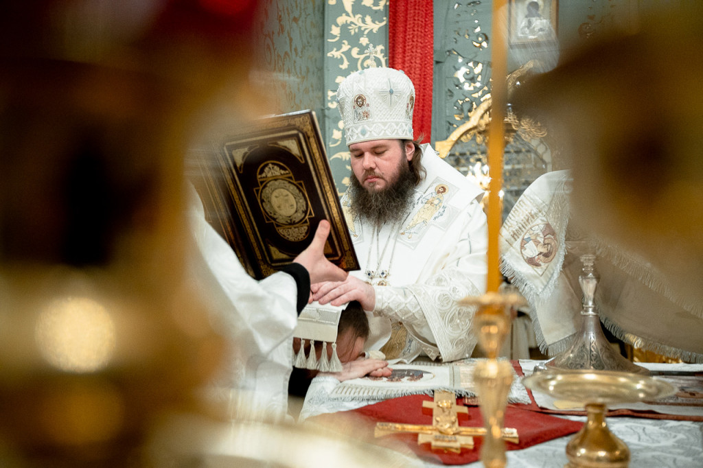 В праздник Богоявления епископ Фома совершил пресвитерскую хиротонию насельника Лавры
