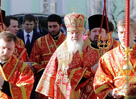 Патриарх совершил Литургию в Троице-Сергиевой лавре