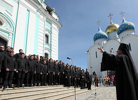 В Свято-Троицкой Сергиевой Лавре соборно молились о погибших в Великой Отечественной войне 1941-1945 годов
