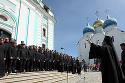 В Свято-Троицкой Сергиевой Лавре соборно молились о погибших в Великой Отечественной войне 1941-1945 годов