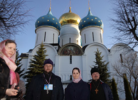 Участники кинофестиваля "Семья России" посетили Лавру