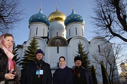 Участники кинофестиваля "Семья России" посетили Лавру