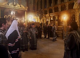 Святейший Патриарх Кирилл возглавил Литургию Преждеосвященных Даров в Троице-Сергиевой Лавре