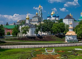 ЦППК приглашает туристов в Сергиев Посад на выходные дни июля