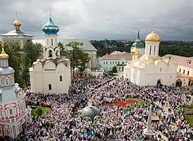 Троицкая Лавра – центр русского православия